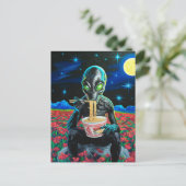 Zwarte Alien Groene Ogen Eten Noodles In Bloemen Briefkaart (Staand voorkant)