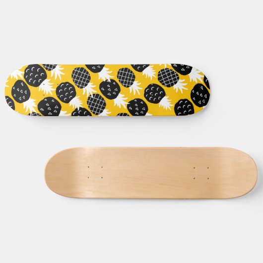 Zwarte anananas persoonlijk skateboard (Horizontaal)