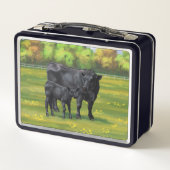 Zwarte Angus-Koe en Cute Calf in zomerperiode (Achterkant)