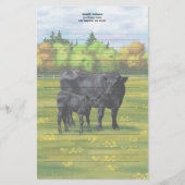Zwarte Angus-Koe en Cute Calf in zomerperiode Briefpapier (Voorkant)