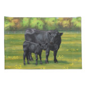 Zwarte Angus-Koe en Cute Calf in zomerperiode Kussensloop (Achterkant-Rechts)