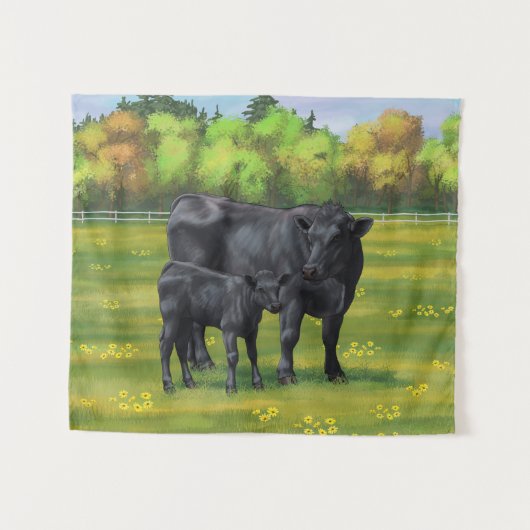 Zwarte Angus-Koe en Cute Calf in zomerperiode Wandkleed (Voorkant (horizontaal))