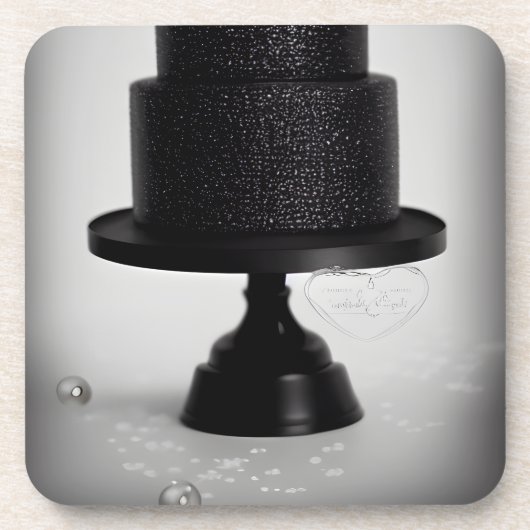 Zwarte antieke trouwtaart en standaard bier onderzetter (Voorkant)