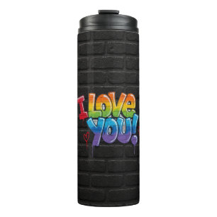 Zwarte bakstenen muur met graffiti “I Love You!” Thermosbeker