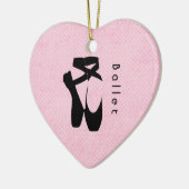 Zwarte balletschoenen en gekleurd keramisch ornament (Links)