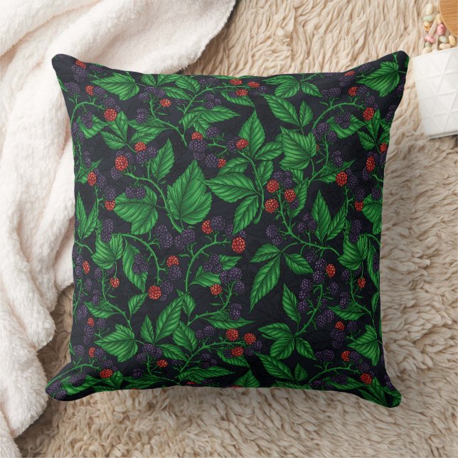 Zwarte bessen op donkergrijs kussen (Deken)