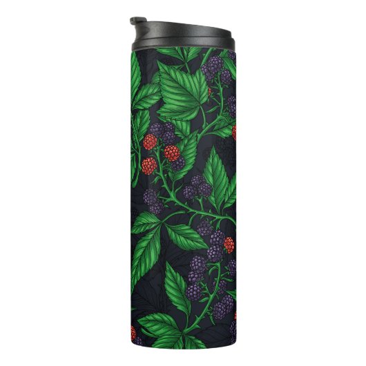 Zwarte bessen op donkergrijs thermosbeker (Geroteerd rechts)
