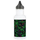 Zwarte bessen op donkergrijs waterfles  (Links)