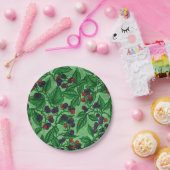 Zwarte bessen op groen papieren bordje (Feest)