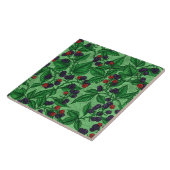 Zwarte bessen op groen tegeltje (Zijkant)
