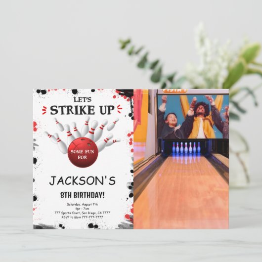 Zwarte Bewerkbare Bowling Foto Uitnodiging (Staand voorkant)