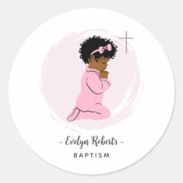 Zwarte biddende babymeisje roze doopstickers ronde sticker