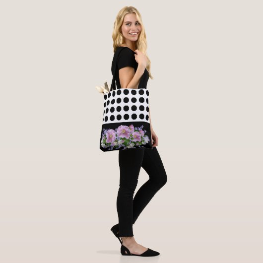 Zwarte bloem tote bag (Op model)