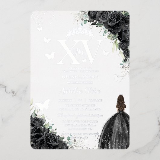 Zwarte Bloemen Jurk Quinceañera Quince 15 XV Zilve Folie Uitnodiging (Voorkant)