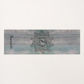 Zwarte Bloemenkrans Boeddha op rustiek hout Yogamat (Achterkant (horizontaal))