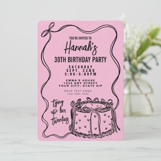 Zwarte boog bindt haar twintiger 30e verjaardag va kaart (Staand voorkant)