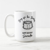 Zwarte boog bindt haar twintiger 30e verjaardag va koffiemok (Links)