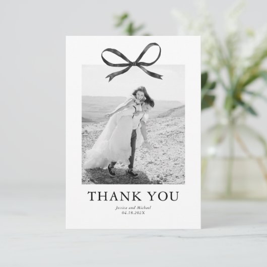 Zwarte boog foto bruiloft bedankkaart (Staand voorkant)
