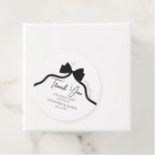 Zwarte boog ze bindt het knoop vrijgezellenfeest bedankjes labels (In situ)