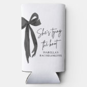 Zwarte Boog Ze Knoopt de Knoop Bachelorette Seltzer Blikjeskoeler (Achterkant)