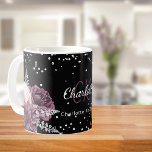 Zwarte bordeaux bloemen elegante monogram naam koffiemok<br><div class="desc">Een zwarte achtergrond,  gedecoreerd met bruine en roze bloemen. Pas uw monogram initialen,  voornaam en volledige naam aan en voeg deze toe.</div>