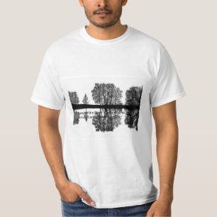 Zwarte Bos Rivier Kunst - Donkere Mysterieuze Natu T-shirt