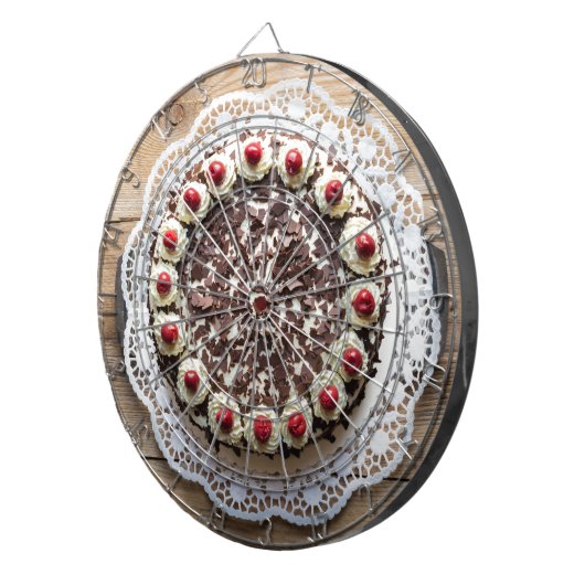 Zwarte boscake op bijthout dartbord (Voorkant Rechts)