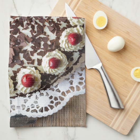 Zwarte boscake op bijthout theedoek (Quarter Fold)