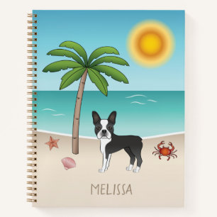 Zwarte Boston Terrier op een tropisch zomerstrand Notitieboek