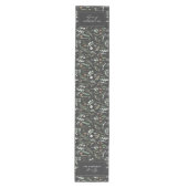 Zwarte botanische elegante moderne cadeaudecor medium tafelloper (Voorkant)