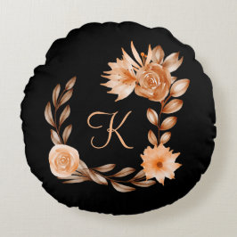Zwarte, bruine en perzik bloemen met monogram  rond kussen