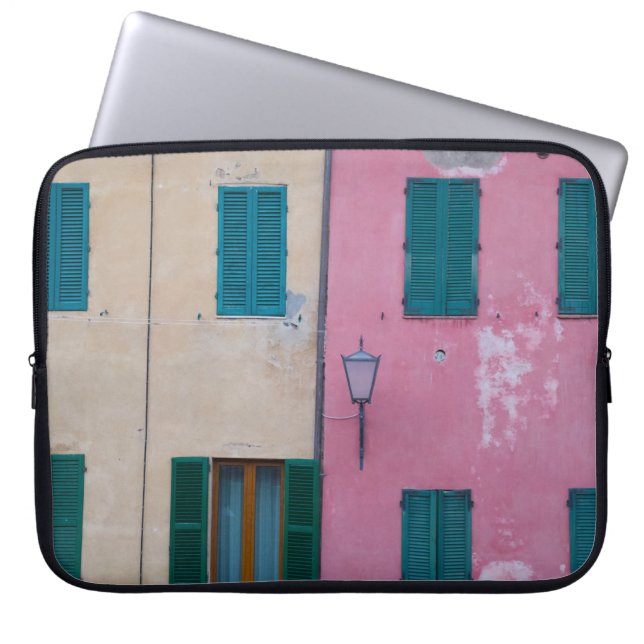 ZWARTE BUDZORG OP PINK PAINK WALL LAPTOP SLEEVE (Voorkant)