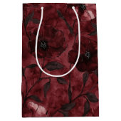 Zwarte burgundyrode bloemrijke bruidsdouche in chi medium cadeauzakje (Voorkant)