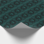 Zwarte Cameo damast schedel op Emerald Wrapping Pa Cadeaupapier (Hoek)