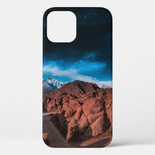 ZWARTE CAR NEAR ROCK FORMATIONS Case-Mate iPhone CASE