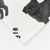 Zwarte Cartoon Pug Dog Met Dog's Naam Patroon Fleece Deken (Hoek)