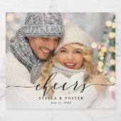 Zwarte Cheers Elegant Calligrafie Foto Sparkling Wijnetiket (Enkel label)