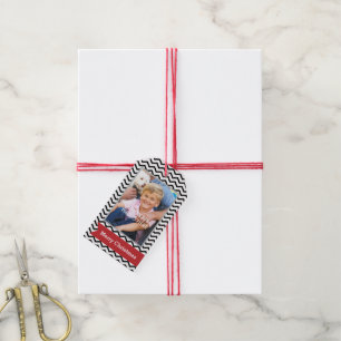 Zwarte Chevrons met rode banner en foto's Cadeaulabel