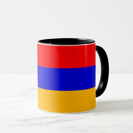 Zwarte Combo Mok met vlag van Armenië (Voorkant rechts)