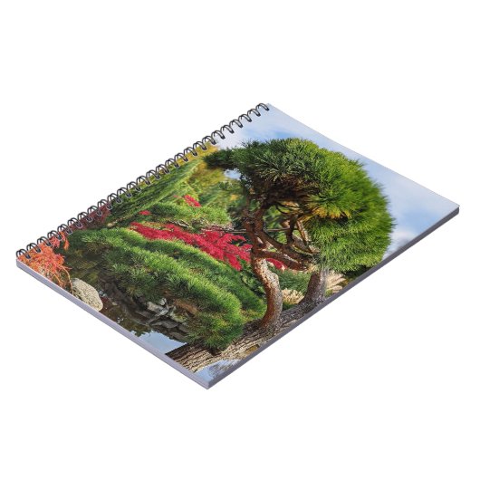 Zwarte dennen en rode Japanse esdoorn Notitieboek (Linkerzijde)