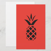 Zwarte dennenappel in het rood briefpapier (Voorkant / Achterkant)