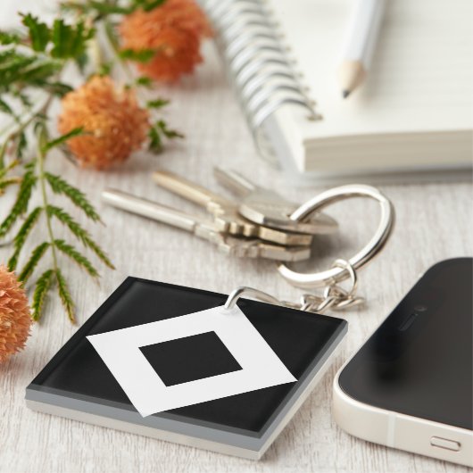 Zwarte diamant, witte rand sleutelhanger (Voorkant Rechts)
