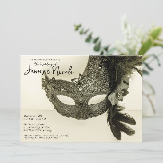  zwarte doder Masquerade Masker Tan Wedding Kaart (Staand voorkant)