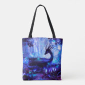 Zwarte draak, nachtelijke bosscène. tote bag (Achterkant)