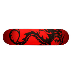 Zwarte draak skateboard