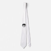 Zwarte dragon witte stropdas (Voorkant)