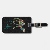 Zwarte dramataachtergrond schattige bloemkameel bagagelabel (Voorkant horizontaal)