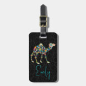 Zwarte dramataachtergrond schattige bloemkameel bagagelabel (Voorkant verticaal)