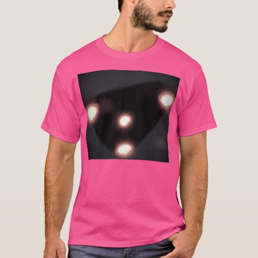 Zwarte Driehoek Ufo T-shirt (Voorkant)