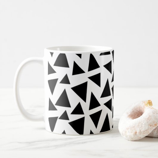 Zwarte driehoeken koffiemok (Met donut)
